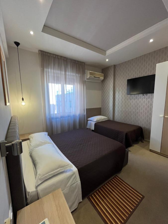 ליבורנו Hotel Europa Parking מראה חיצוני תמונה